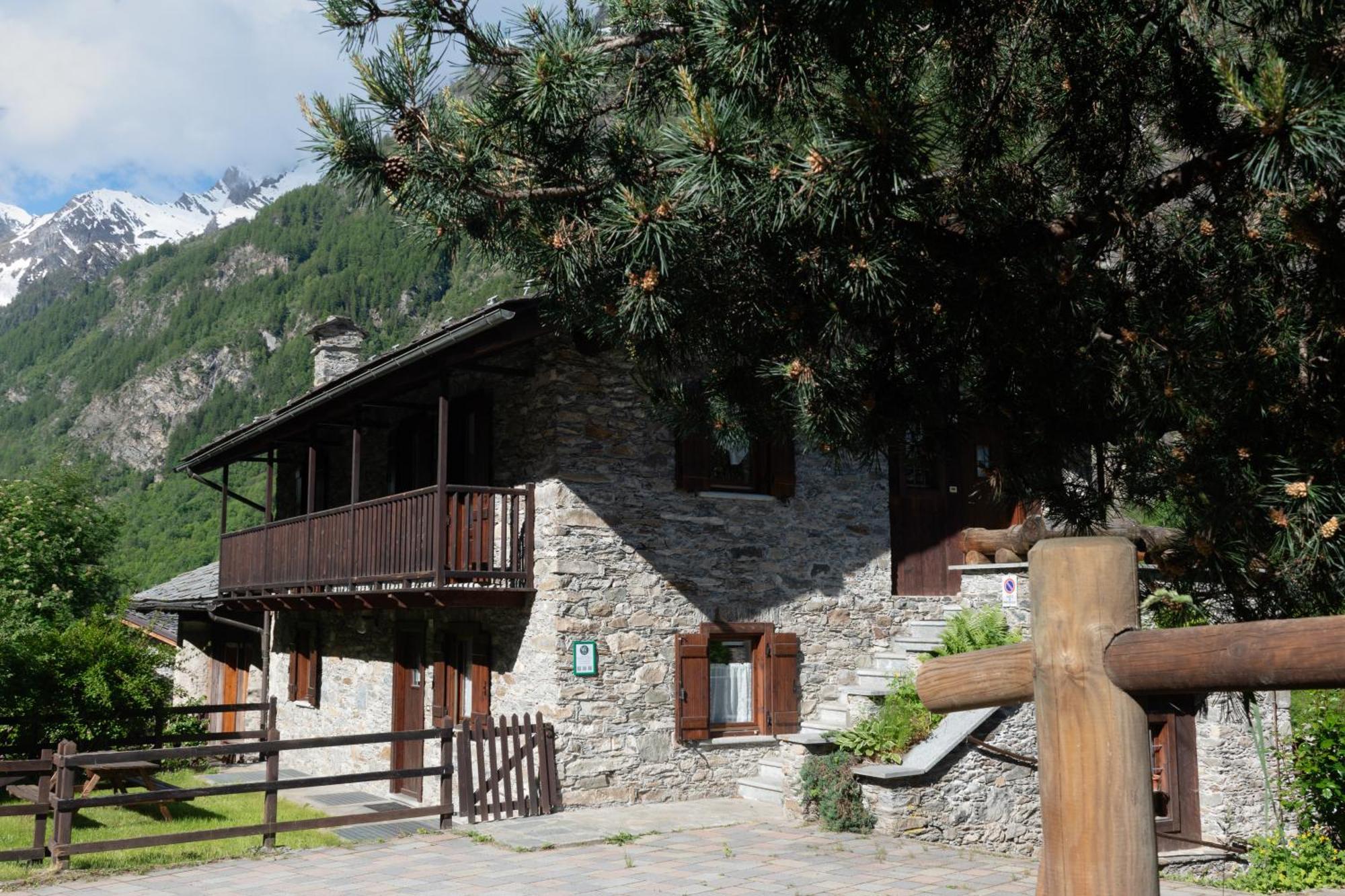 Case Gran Paradiso Rhemes Saint Georges Rhemes-Saint-Georges Exterior foto